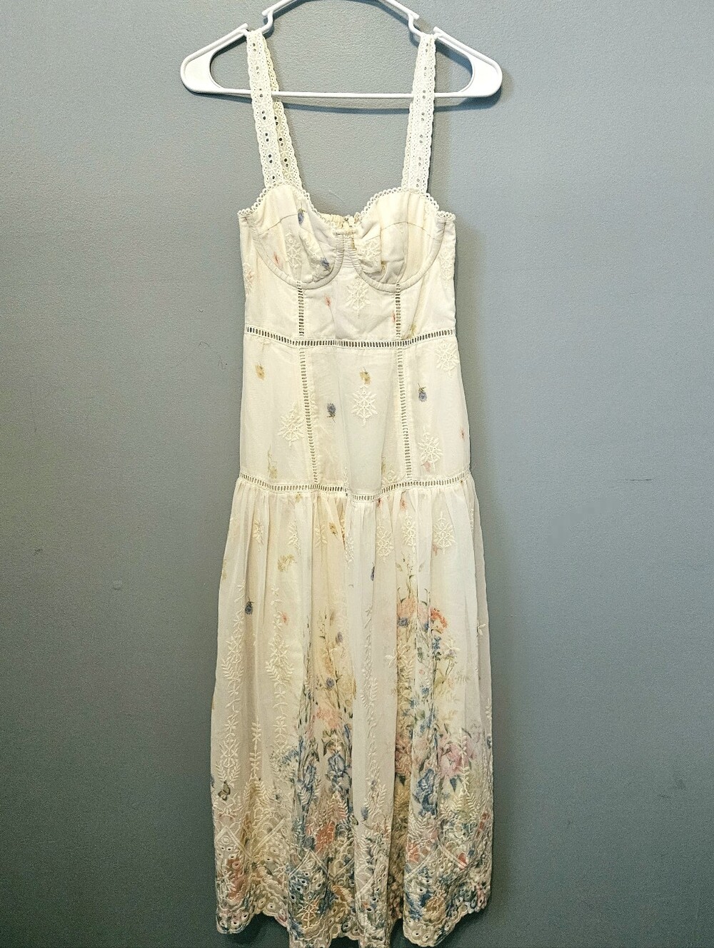 ASTR the Label dress XS Pellagia Cream Floral Midi Dress Anthropologie New Read - Picture 3 of 8
